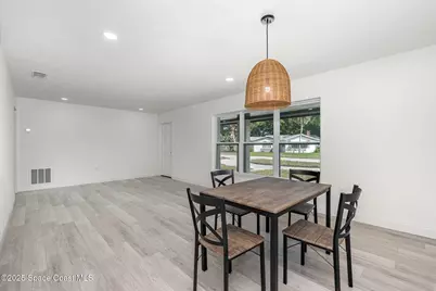 320 Alabama Avenue, Merritt Island, FL 32953 - Photo 10