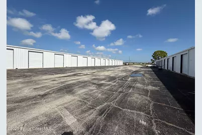 6941 W Old Nasa Boulevard #W22 (1,000 Sf), Melbourne, FL 32904 - Photo 4