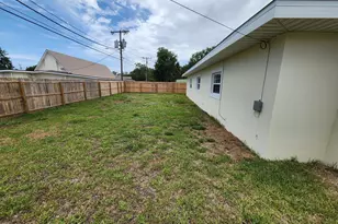 410 4th St, Merritt Island, FL 32953 - Photo 34