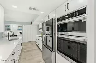 877 N Hwy A1A, Indialantic, FL 32903 - Photo 12