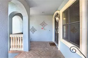 541 Treviso Dr, Apollo Beach, FL 33572 - Photo 8