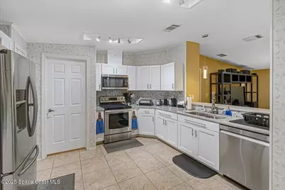 336 Horseshoe Bend Circle #197, Cocoa, FL 32926 - Photo 8