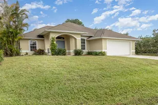 105 Paddock St, Sebastian, FL 32958 - Photo 2