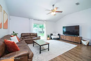 572 Sparrow Branch Cir, St. Johns, FL 32259 - Photo 8