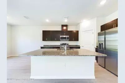 510 Fondulac Street SW, Palm Bay, FL 32908 - Photo 10