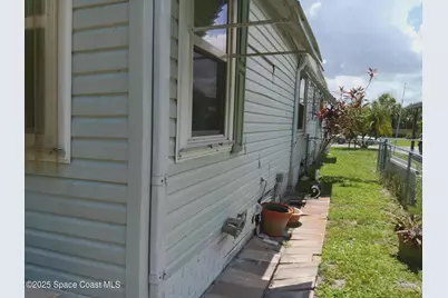 1335 Barefoot Circle, Barefoot Bay, FL 32976 - Photo 8