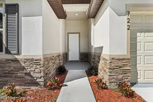 1049 Towhlen St SE, Palm Bay, FL 32909 - Photo 2