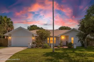 450 Monaco Dr, Indialantic, FL 32903 - Photo 2