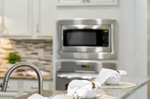 3260 Levanto Dr, Melbourne, FL 32940 - Photo 14