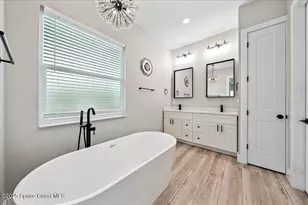 984 Hattaras Terrace SE, Palm Bay, FL 32909 - Photo 32