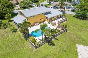 605 Citrus Ct, Melbourne Beach, FL 32951 - Photo 1