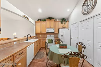 1910 Muirfield Way SE #B, Palm Bay, FL 32909 - Photo 8