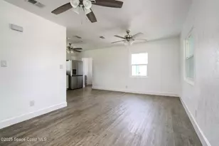 356 Vesta Cir, Melbourne, FL 32901 - Photo 2