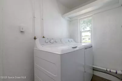 356 Vesta Circle, Melbourne, FL 32901 - Photo 10