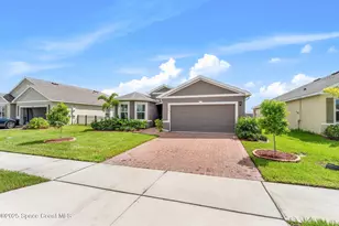 1076 Dugan CIR SE, Palm Bay, FL 32909 - Photo 2