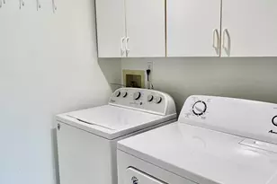 594 N Wickham Rd, Melbourne, FL 32935 - Photo 14