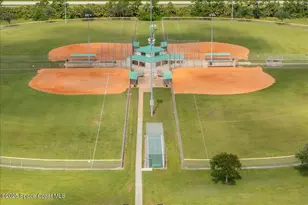 1076 Ivanhoe St NW, Palm Bay, FL 32907 - Photo 16