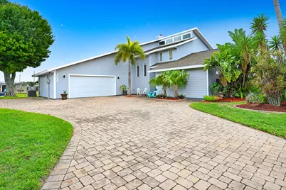 1585 Sykes Creek Drive, Merritt Island, FL 32953 - Photo 2