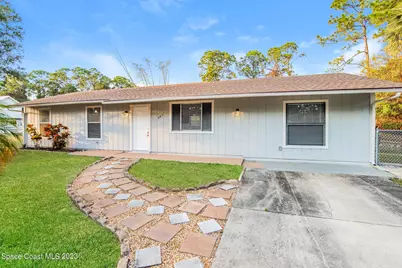 461 Truvall Street SW, Palm Bay, FL 32908 - Photo 2