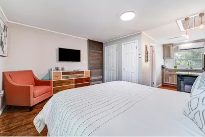 1704 Oak Street, Melbourne, FL 32901 - Photo 2