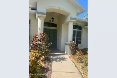 1748 Winding Ridge Circle SE, Palm Bay, FL 32909 - Photo 8