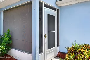 839 Danville Cir, Melbourne, FL 32904 - Photo 4