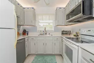 57 Woodland Dr, Vero Beach, FL 32962 - Photo 4