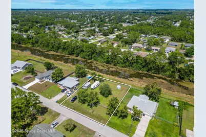 847 Tejon Avenue SW, Palm Bay, FL 32908 - Photo 1