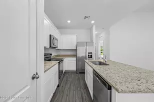 884 Aruba Ave SE, Palm Bay, FL 32909 - Photo 4