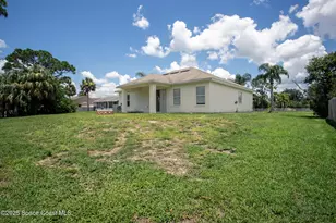 1752 Valcourt St NW, Palm Bay, FL 32907 - Photo 22