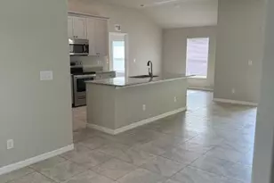 515 Holmes Ave NW, Palm Bay, FL 32907 - Photo 2