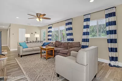 625 Kings Way, Merritt Island, FL 32953 - Photo 6