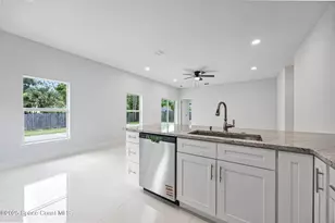 1105 Jupiter Blvd NW, Palm Bay, FL 32907 - Photo 10