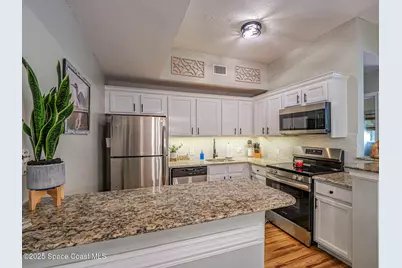 536 7th Square #103, Vero Beach, FL 32962 - Photo 12