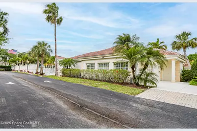 536 7th Square #103, Vero Beach, FL 32962 - Photo 34