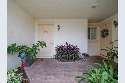 536 7th Square #103, Vero Beach, FL 32962 - Photo 1