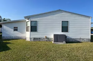 815 Bougainvillea Cir, Barefoot Bay, FL 32976 - Photo 24