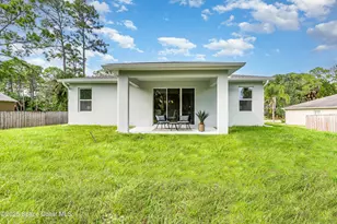 1370 Seabreeze St SW, Palm Bay, FL 32908 - Photo 22