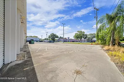527 Peachtree Street, Cocoa, FL 32922 - Photo 8