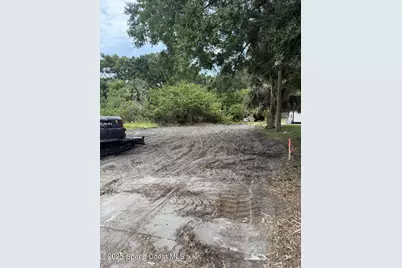 2609 Pond Street, Melbourne, FL 32901 - Photo 2