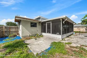 720 Gardenia Dr, Melbourne, FL 32901 - Photo 30