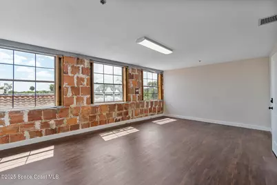 909 E New Haven Avenue, Melbourne, FL 32901 - Photo 12