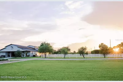 704 Osmosis Drive SW, Palm Bay, FL 32908 - Photo 4