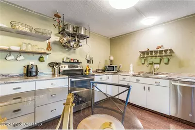 2115 Vista Oaks Circle NE, Palm Bay, FL 32905 - Photo 12