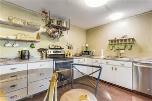 2115 Vista Oaks Cir NE, Palm Bay, FL 32905 - Photo 12