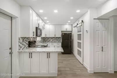 2364 Pineapple Avenue #South, Melbourne, FL 32935 - Photo 18