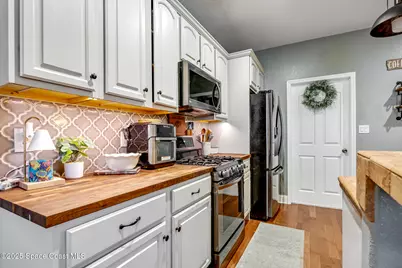 842 Parkwood Avenue, Titusville, FL 32796 - Photo 12