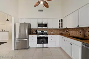 3212 S Lakeview Cir, Fort Pierce, FL 34949 - Photo 16