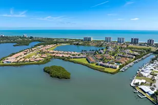 3212 S Lakeview Cir, Fort Pierce, FL 34949 - Photo 50