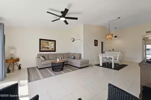 3212 S Lakeview Cir, Fort Pierce, FL 34949 - Photo 10